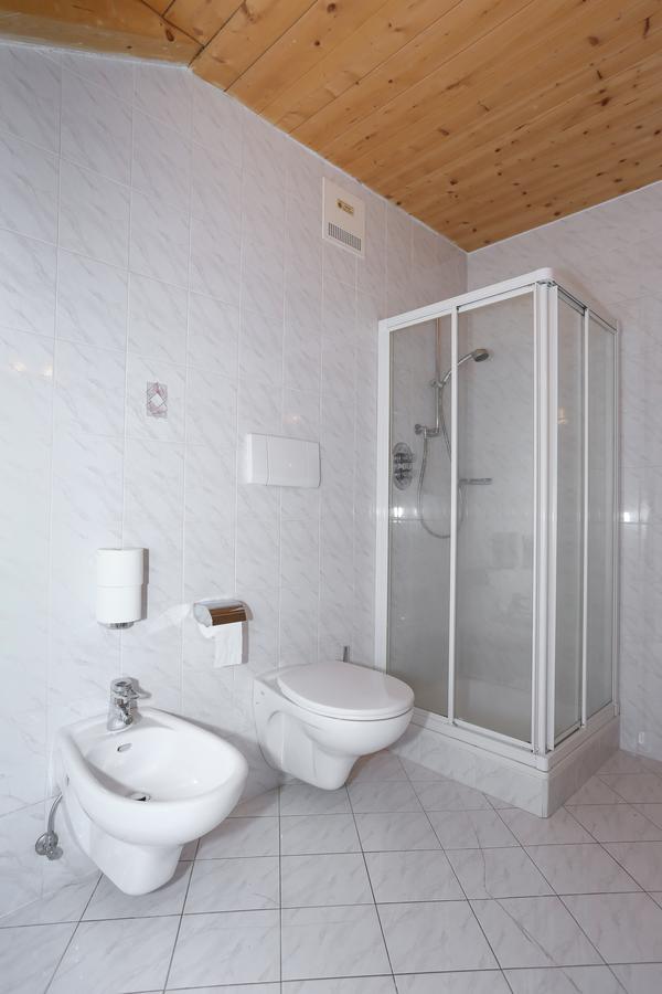 Hotel & Residence Egger Villandro Luaran gambar